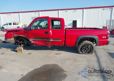 2003 Chevrolet Silverado 1500 Ls z USA, uszkodzony, nr VIN 1GCEK19T83E356559